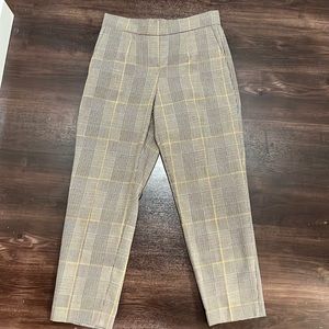 Aritzia Babaton slight cropped pant!!!